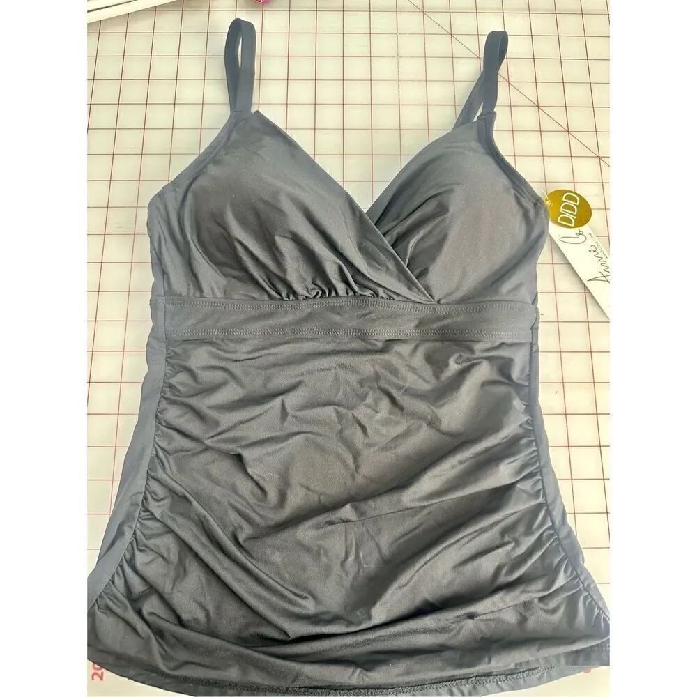 Anne Cole NWT black tankini top size 32DD/ 34D